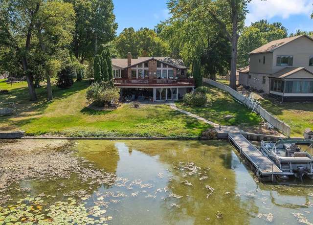 Property at 20782 S Lake Dr, Walkerton, IN 46574, 7 beds, 3.5 baths