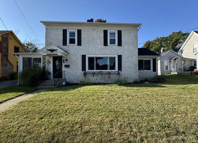 Property at 105 E 1st St, Auburn, IN 46706, 3 beds, 1.5 baths