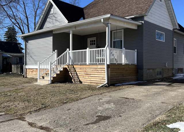 Property at 118 West 5th St, Bicknell, IN 47512, 2 beds, 2 baths