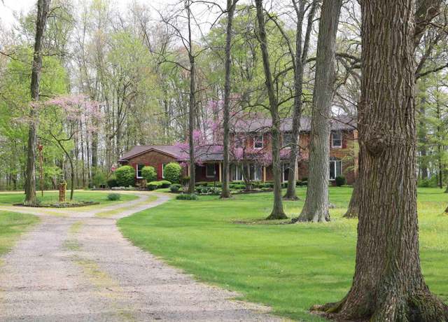 Property at 4811 E 100 Rd N, Bluffton, IN 46714, 4 beds, 3.5 baths