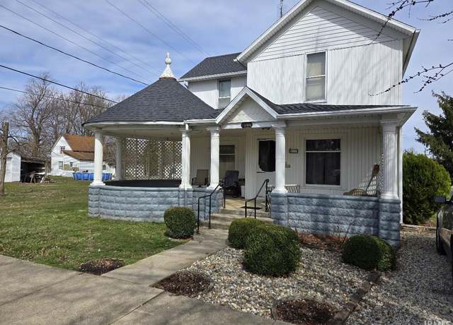 Property at 230 E Allen St, Roann, IN 46974, 3 beds, 1 bath