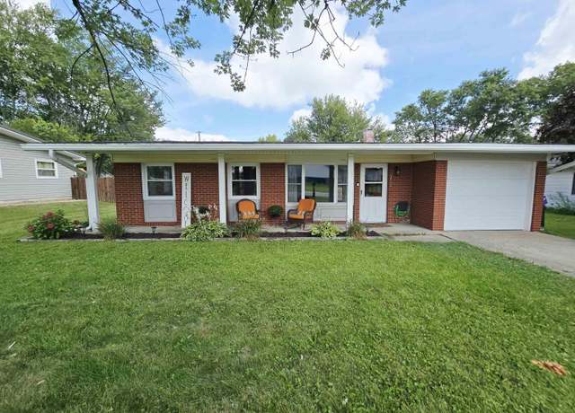 Property at 313 E Park Ave, Hartford City, IN 47348, 3 beds, 1 bath