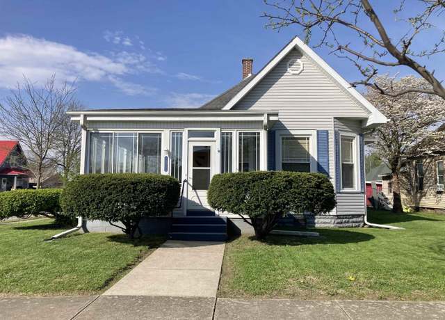 Property at 1023 E Sycamore St, Vincennes, IN 47591, 2 beds, 1.5 baths