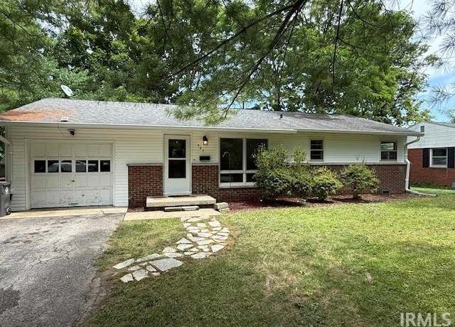 Property at 905 S Eastside Dr, Bloomington, IN 47401, 3 beds, 1 bath