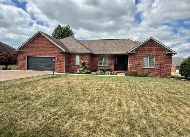 Property at 909 N Chickasaw Dr, Fort Branch, IN 47648, 5 beds, 3.5 baths