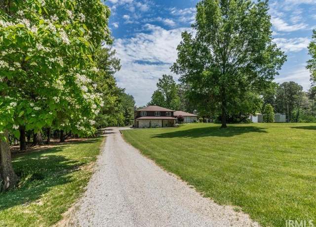 Property at 13725 Old State Rd, Evansville, IN 47725, 4 beds, 3 baths