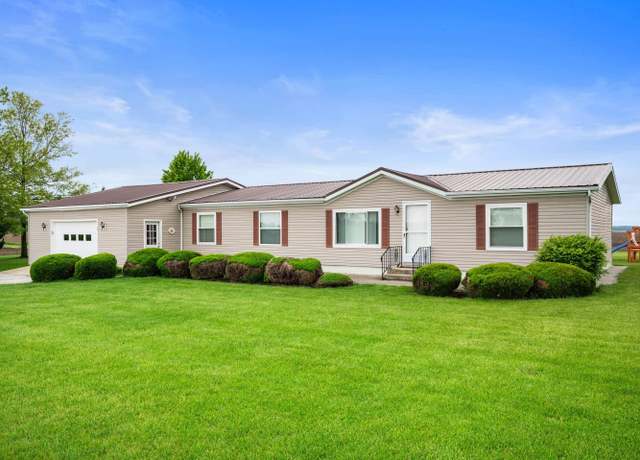 Property at 4369 E SR 26, Hartford City, IN 47348, 3 beds, 2 baths