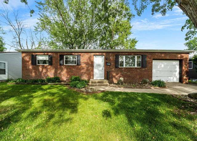 Property at 1212 Michigan Ave, Mishawaka, IN 46544, 3 beds, 1 bath
