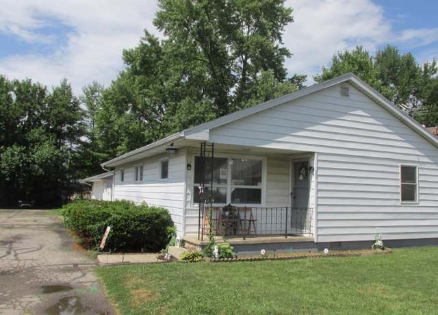 Property at 1908 E 18th St, Muncie, IN 47302, 3 beds, 1 bath