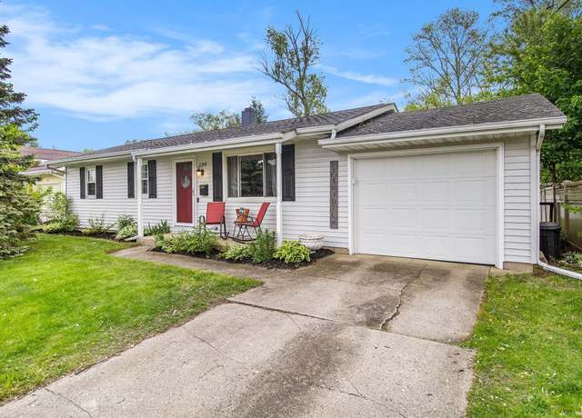 Property at 130 Manchester Dr, Mishawaka, IN 46544, 3 beds, 1.5 baths
