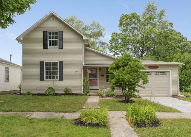 Property at 1611 Sprott St, Auburn, IN 46706, 3 beds, 1.5 baths