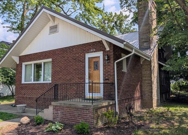 Property at 624 W Cherry St, Bluffton, IN 46714, 4 beds, 1.5 baths