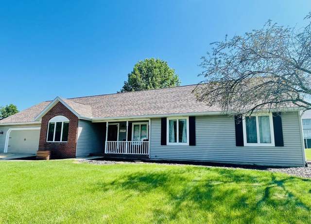 Property at 12392 Diamond Dr, Plymouth, IN 46563, 4 beds, 3.5 baths