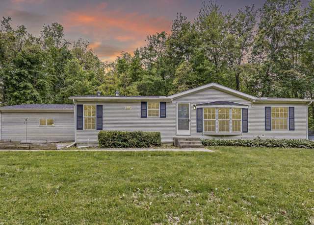 Property at 53975 Whitesell Dr, South Bend, IN 46628, 3 beds, 2 baths