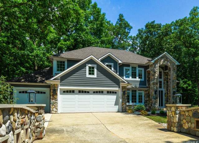 Property at 1715 Woodland Xing St, Fort Wayne, IN 46825, 4 beds, 4 baths
