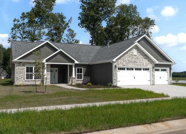 Property at 837 S Hoke Ave, Frankfort, IN 46041, 3 beds, 2 baths