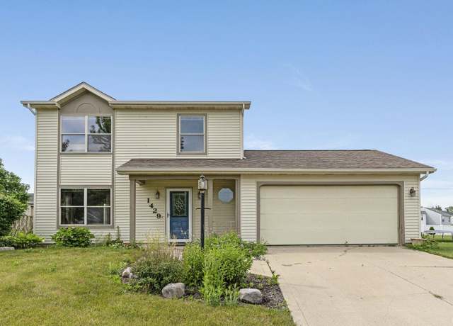 Property at 1429 Ashville Dr, Huntertown, IN 46748, 3 beds, 2 baths