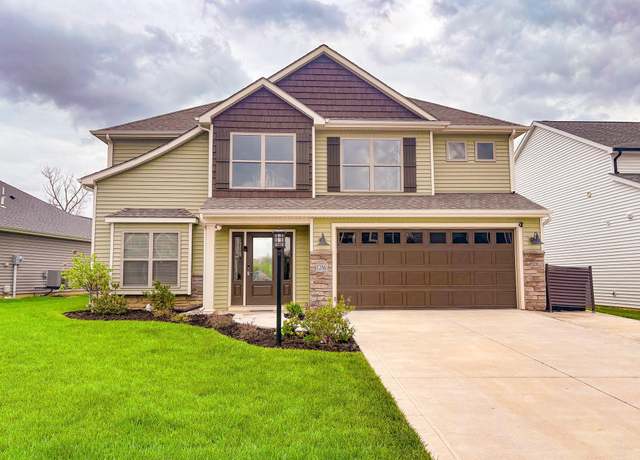 Property at 1286 Lone Oak Blvd, Fort Wayne, IN 46818, 4 beds, 2.5 baths