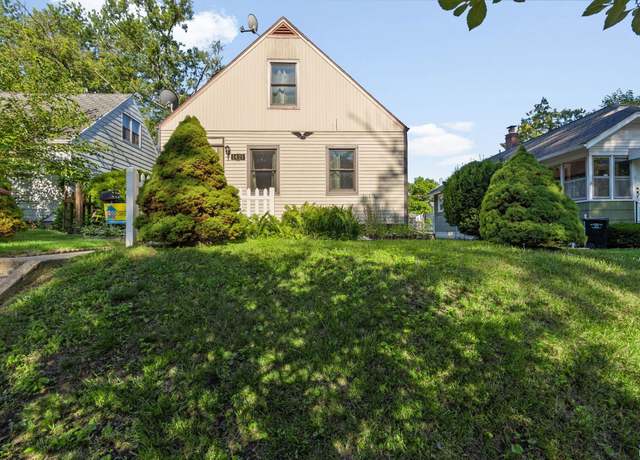 Property at 1421 N Brookfield St, South Bend, IN 46628, 3 beds, 1 bath