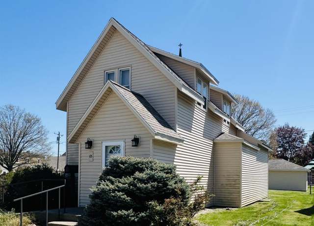 Property at 63 W 6th St, Peru, IN 46970, 3 beds, 1.5 baths