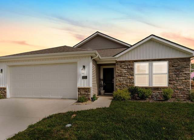 Property at 3924 Bradley Dr, Fort Wayne, IN 46818, 3 beds, 2 baths