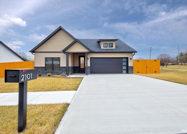 Property at 2101 Walden Dr, Bedford, IN 47421, 3 beds, 2 baths