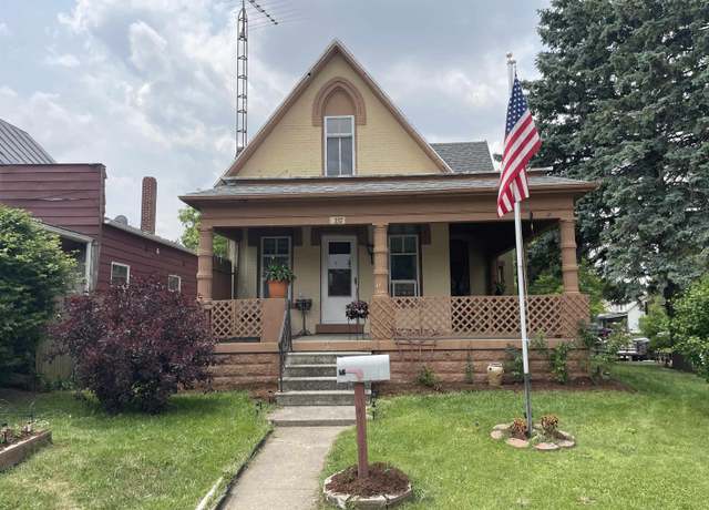 Property at 337 N Walnut St, Union City, IN 47390, 5 beds, 1 bath