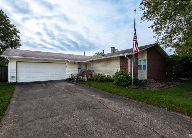 Property at 531 S Westwood Dr, Bloomington, IN 47403, 3 beds, 2 baths