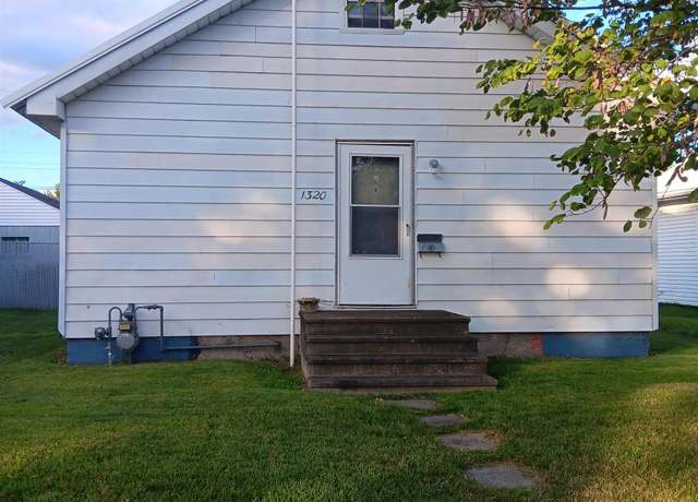 Property at 1320 Perry St, Vincennes, IN 47591, 1 bed, 1 bath