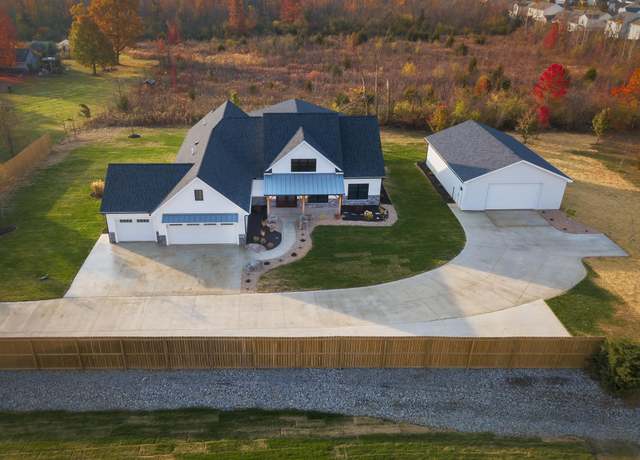 Property at 2153 Kroemer Rd, Fort Wayne, IN 46808, 3 beds, 2.5 baths