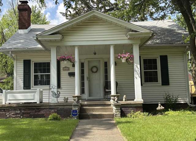 Property at 1621 Mckinley Ave, South Bend, IN 46617, 2 beds, 1 bath