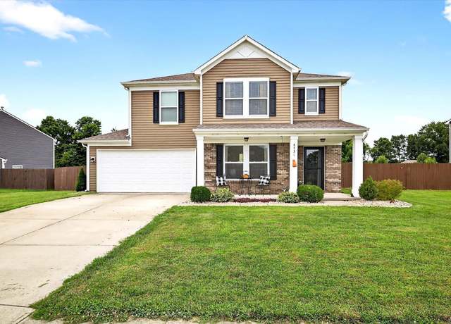 Property at 4734 W Hidden Meadow Dr, Bloomington, IN 47404, 4 beds, 2.5 baths