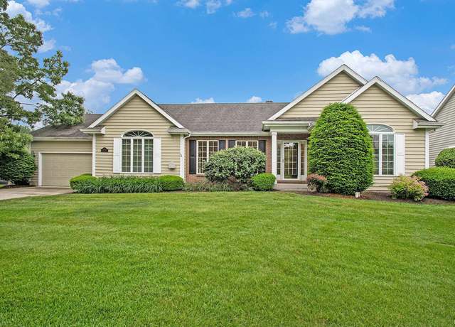 Property at 16340 Wellington Pkwy, Granger, IN 46530, 3 beds, 3.5 baths