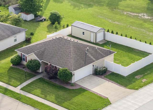 Property at 9837 La Mesa Dr, Fort Wayne, IN 46825, 3 beds, 2 baths