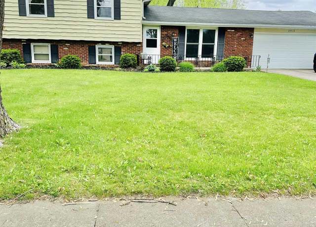 Property at 2912 W Twickingham Dr, Muncie, IN 47304, 4 beds, 2 baths