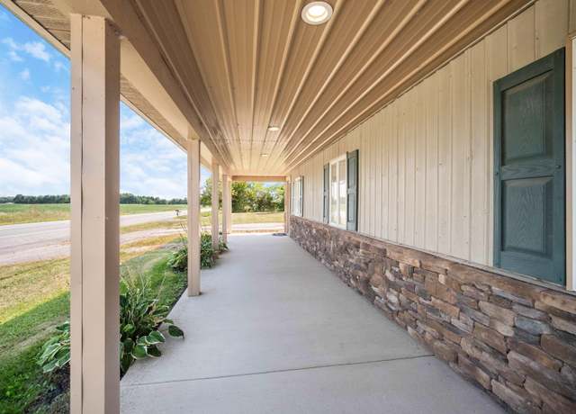 Property at 1230 US Hwy 6 Hwy, Corunna, IN 46730, 1 bed, 1.5 baths