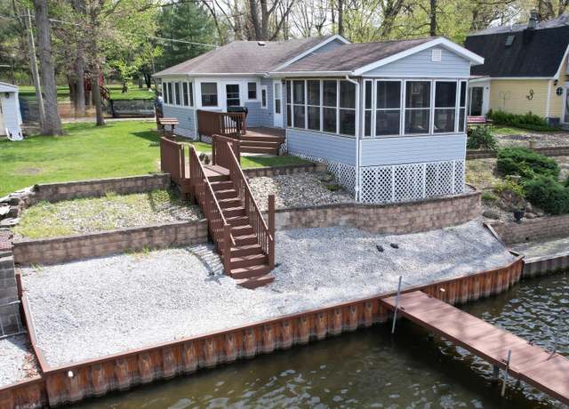 Property at 5053 E Robin Ct, Monticello, IN 47960, 2 beds, 1 bath