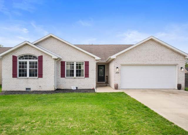 Property at 1601 S O'hare Blvd, Yorktown, IN 47396, 3 beds, 2 baths