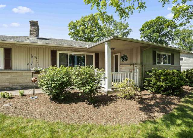 Property at 5140 Derome Dr, Fort Wayne, IN 46835, 3 beds, 2 baths
