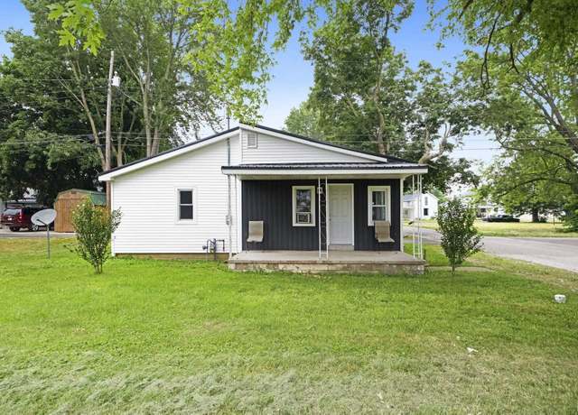 Property at 222 E Kitt St, Huntington, IN 46750, 2 beds, 1 bath