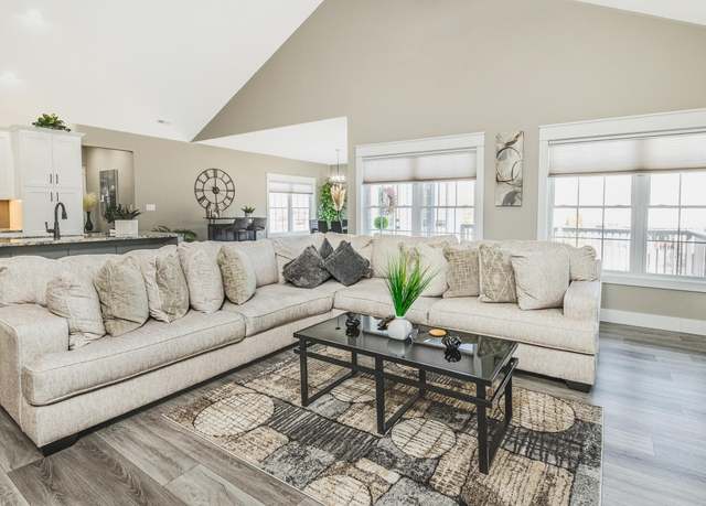 Property at 4212 W Geranium Ln, Bloomington, IN 47404, 3 beds, 2.5 baths