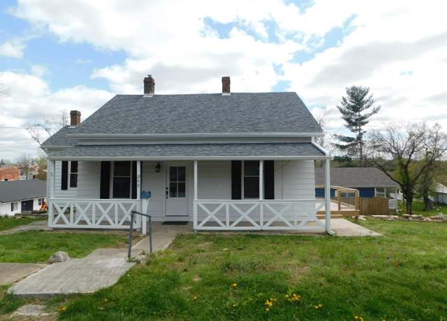Property at 208 S Posey St, Salem, IN 47167, 3 beds, 2 baths