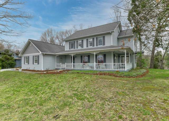 Property at 360 W Evergreen Plaza Plz S, Santa Claus, IN 47579, 5 beds, 3 baths