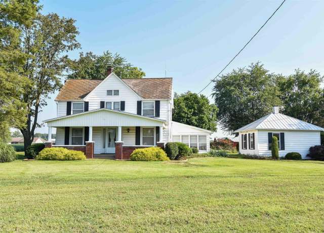 Property at 5200 Daylight Dr, Evansville, IN 47725, 4 beds, 1 bath