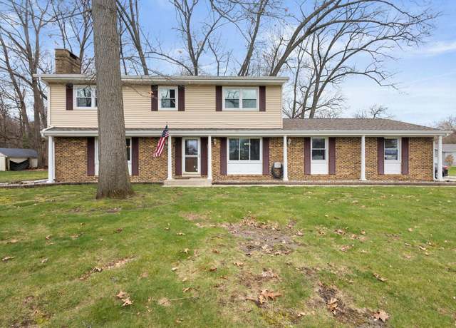 Property at 26247 Douglas Ave, Elkhart, IN 46514, 4 beds, 2.5 baths