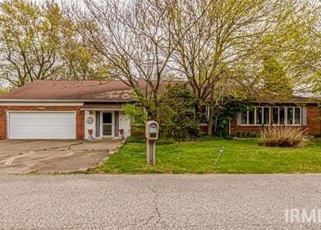 Property at 211 Phelps Dr, Newburgh, IN 47630, 3 beds, 2 baths
