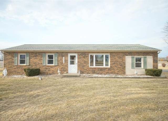 Property at 2296 Sycamore Dr, Rochester, IN 46975, 4 beds, 1.5 baths