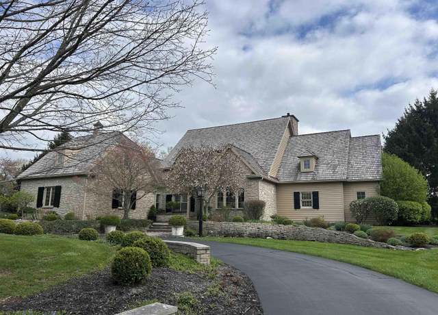 Property at 3600 E Saddlebrook Ln, Bloomington, IN 47401, 4 beds, 3.5 baths