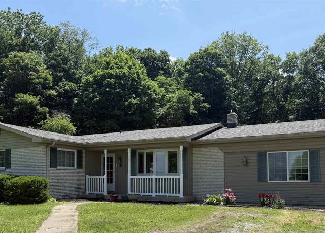 Property at 985 W 425 Rd N, Frankfort, IN 46041, 3 beds, 2 baths