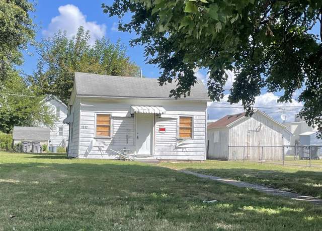 Property at 1912 E Illinois St, Evansville, IN 47711, 1 bed, 1 bath